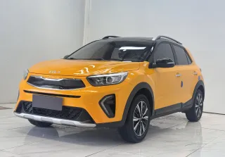Kia Stonic 2021 — фото автомобиля из Китая