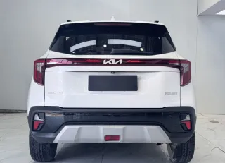 Kia Seltos 2023 — фото 28 из 54