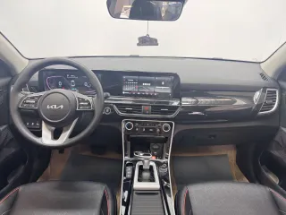 Kia Seltos 2023 — фото 40 из 54