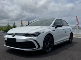 Volkswagen Golf 2021 — фото автомобиля из Китая
