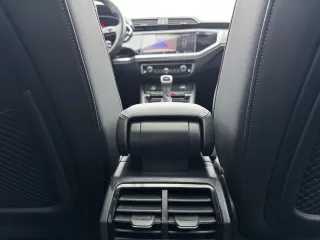 Audi Q3 2021 — фото 18 из 30