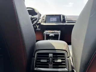 Skoda Karoq 2023 — фото 18 из 29