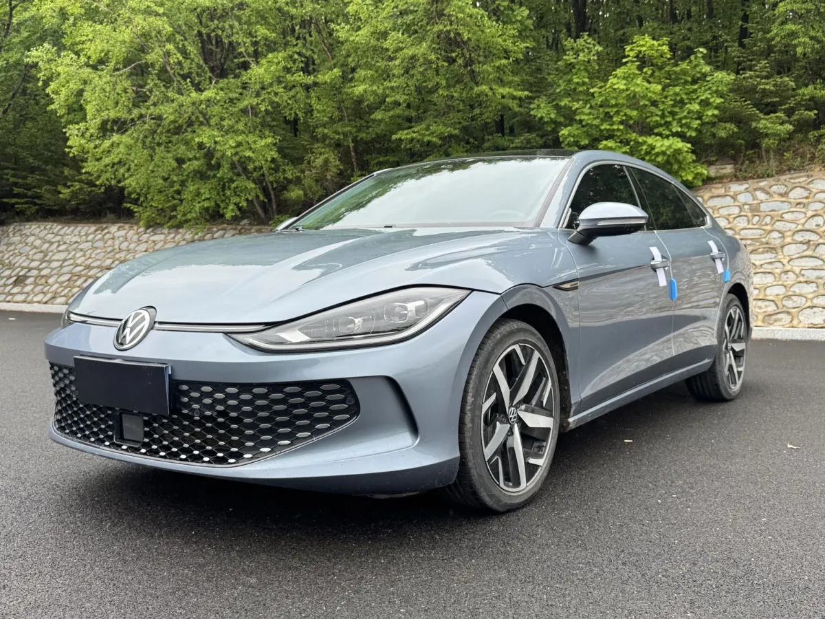 Volkswagen Lamando L