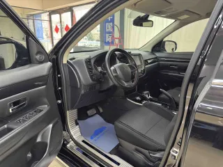 Mitsubishi Outlander 2022 — фото 3 из 6