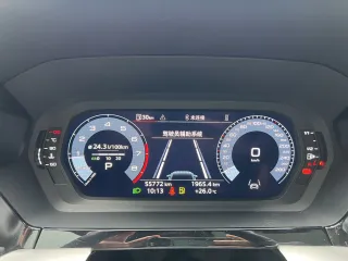 Audi A3 2023 — фото 2 из 13