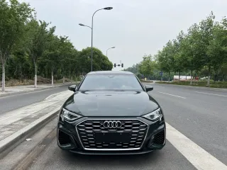Audi A3 2023 — фото 13 из 13