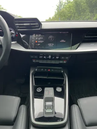 Audi A3 2023 — фото 7 из 13