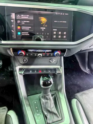 Audi Q3 2023 — фото 26 из 41