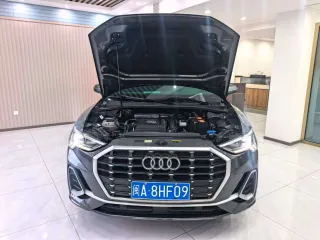 Audi Q3 2023 — фото 37 из 41