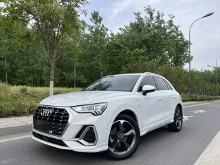 Audi Q3 2021 — фото автомобиля из Китая
