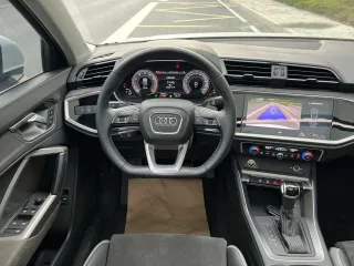 Audi Q3 2021 — фото 12 из 29
