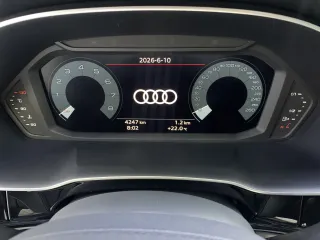 Audi Q3 2023 — фото 8 из 29