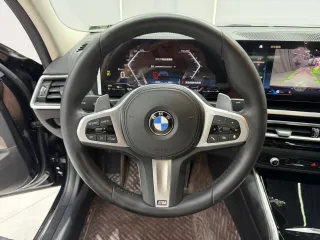 BMW 3-Series 2023 — фото 14 из 25