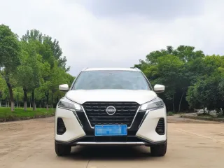 Nissan Kicks 2023 — фото 10 из 20
