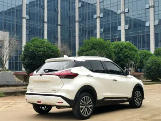 Nissan Kicks 2023 — фото 16 из 20
