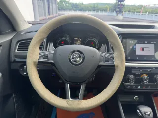Skoda Kamiq 2023 — фото 15 из 56