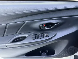 Toyota Vios 2022 — фото 13 из 51