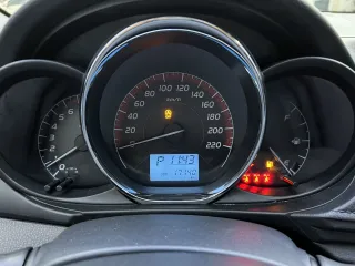 Toyota Vios 2022 — фото 20 из 51