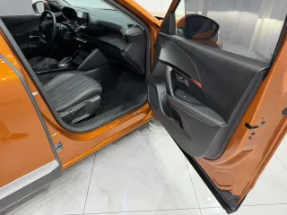 Peugeot 2008 2022 — фото 18 из 54