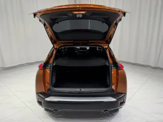 Peugeot 2008 2022 — фото 36 из 54