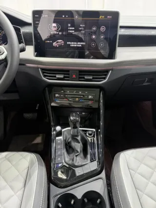 Volkswagen Tayron 2023 — фото 12 из 21