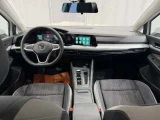 Volkswagen Golf 2023 — фото 13 из 25
