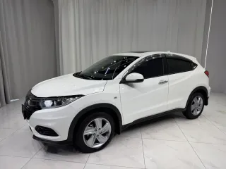 Honda Vezel 2022 — фото автомобиля из Китая