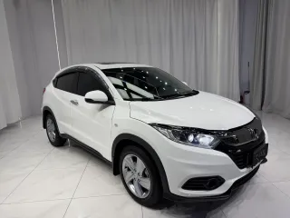 Honda Vezel 2022 — фото 3 из 24
