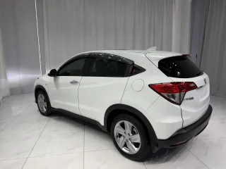Honda Vezel 2022 — фото 13 из 24
