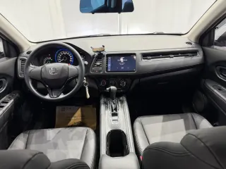Honda Vezel 2022 — фото 14 из 24