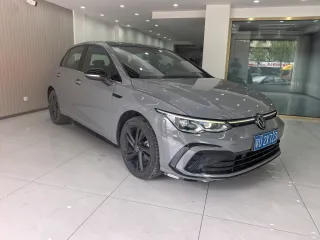 Volkswagen Golf 2023 — фото 10 из 26