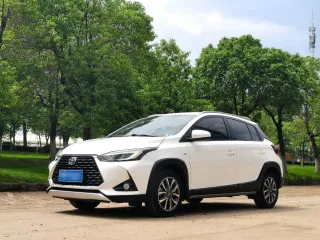 Toyota Yaris L 2022 — фото 35 из 42