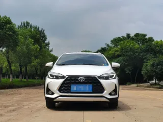 Toyota Yaris L 2022 — фото 38 из 42