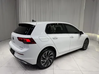 Volkswagen Golf 2022 — фото 8 из 25
