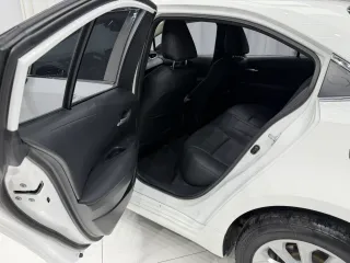 Toyota Corolla 2022 — фото 21 из 25