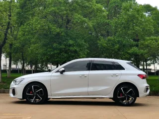 Audi A3 2022 — фото 8 из 29