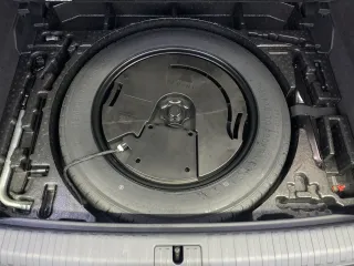 Audi Q3 2023 — фото 14 из 16