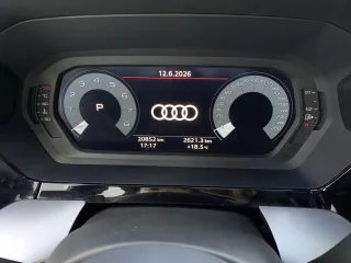Audi A3 2023 — фото 7 из 14