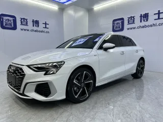 Audi A3 2023 — фото 1 из 13