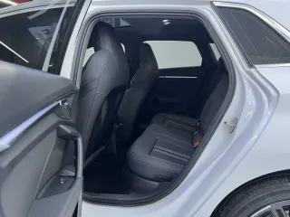 Audi A3 2023 — фото 12 из 30