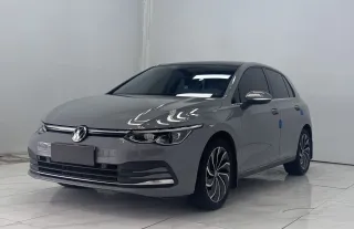 Volkswagen Golf 2022 — фото автомобиля из Китая