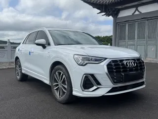 Audi Q3 2021 — фото 3 из 27