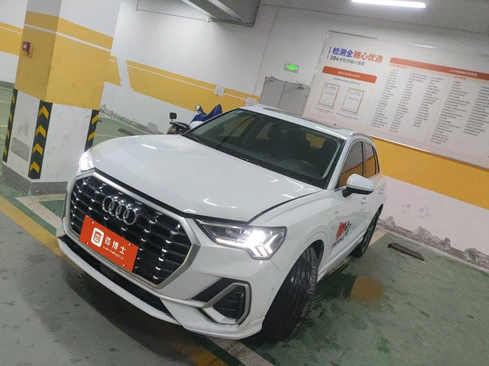 Audi Q3
