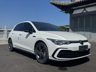 Volkswagen Golf 2022 — фото 1 из 27