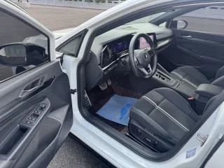 Volkswagen Golf 2022 — фото 9 из 27