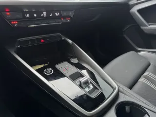 Audi A3 2022 — фото 13 из 58