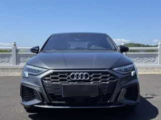 Audi A3 2022 — фото 2 из 56