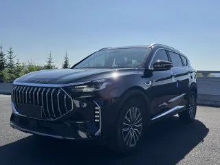 Jetour X70 Plus 2023 — фото 1 из 58