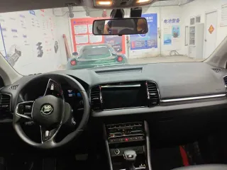 Skoda Karoq 2022 — фото 2 из 6