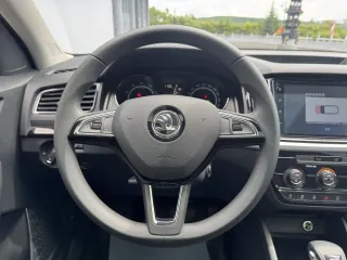 Skoda Kamiq 2023 — фото 15 из 56